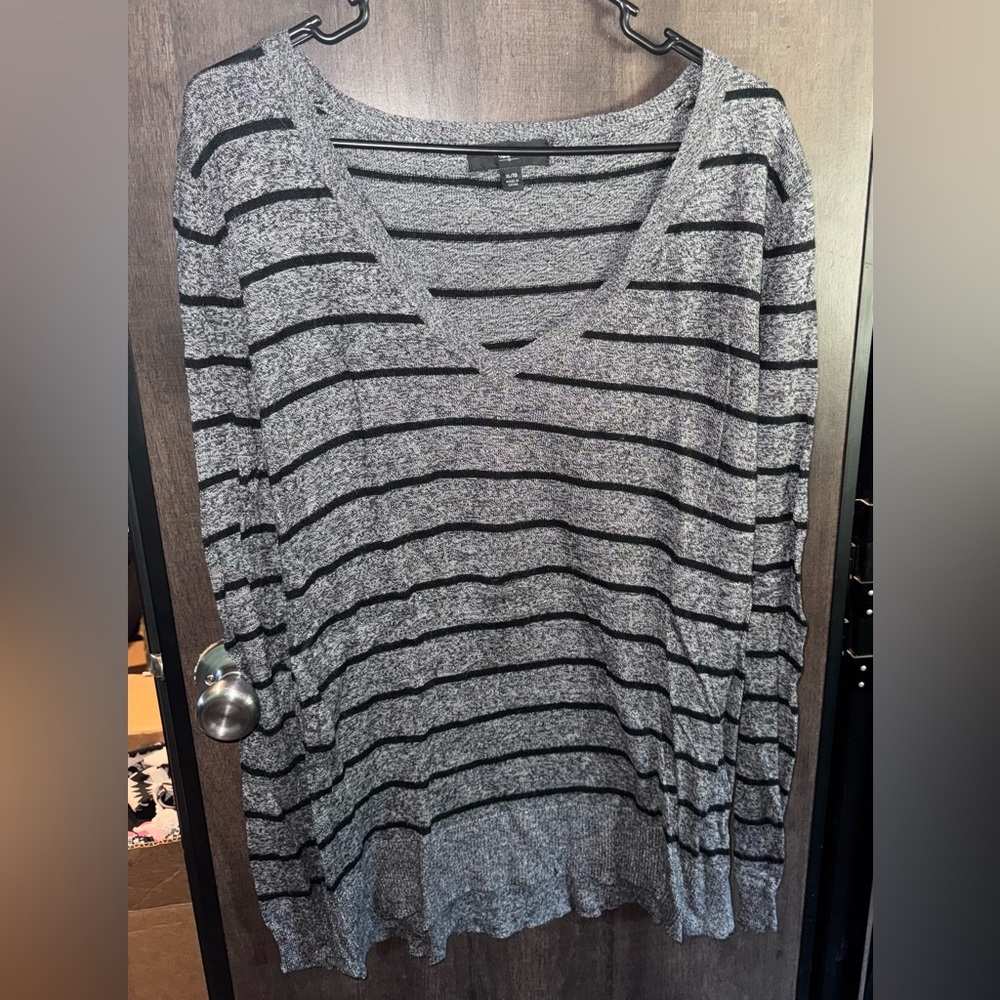 Mossimo Supply Co. Heather Gray and Black Striped Long Sleeve Top